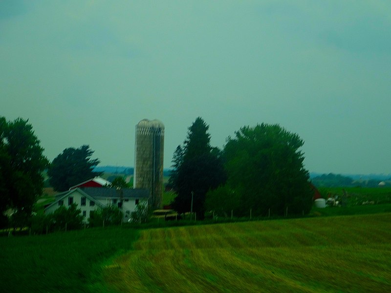 File:Amish Farm - panoramio (2).jpg