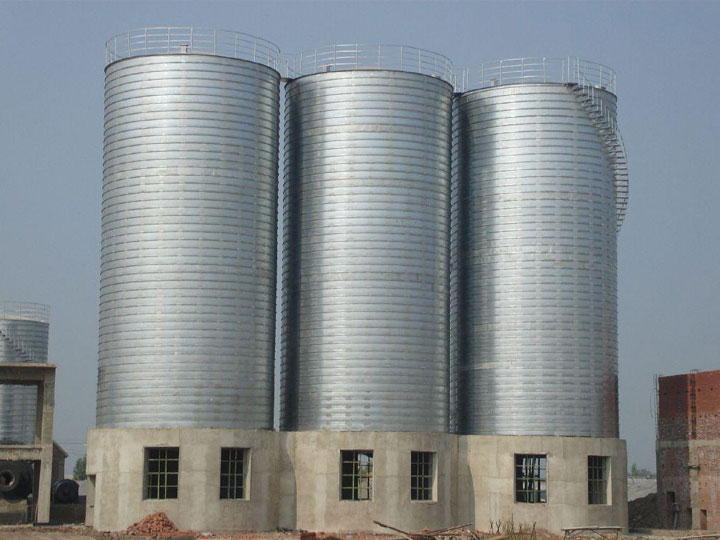 analysis on steel silo